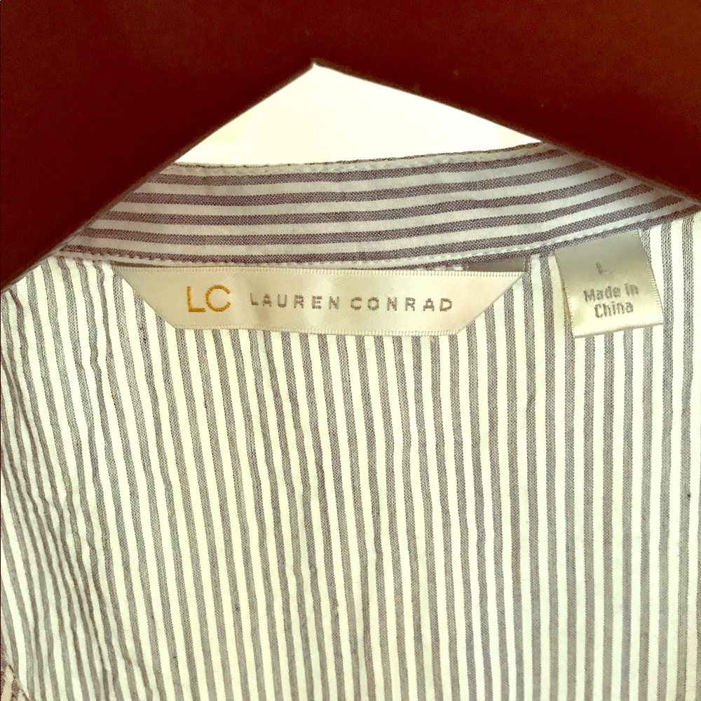 SALE! EUC LC Lauren Conrad Pinstripe Peplum Tank